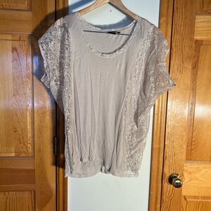 Elegant Lace Sleeve Women's Top